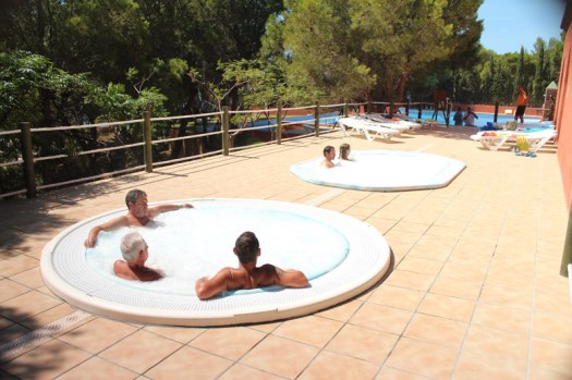 xfotop202018jacuzzisp20d2019aiguap20marina2019-pagespeed-ic-yqqrp_p5xz